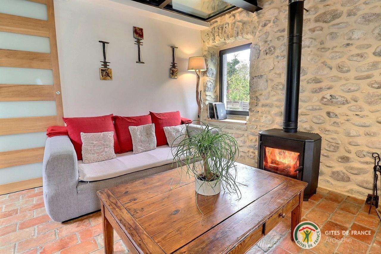 L'Envol Des Papillons Villa Grospierres Bagian luar foto